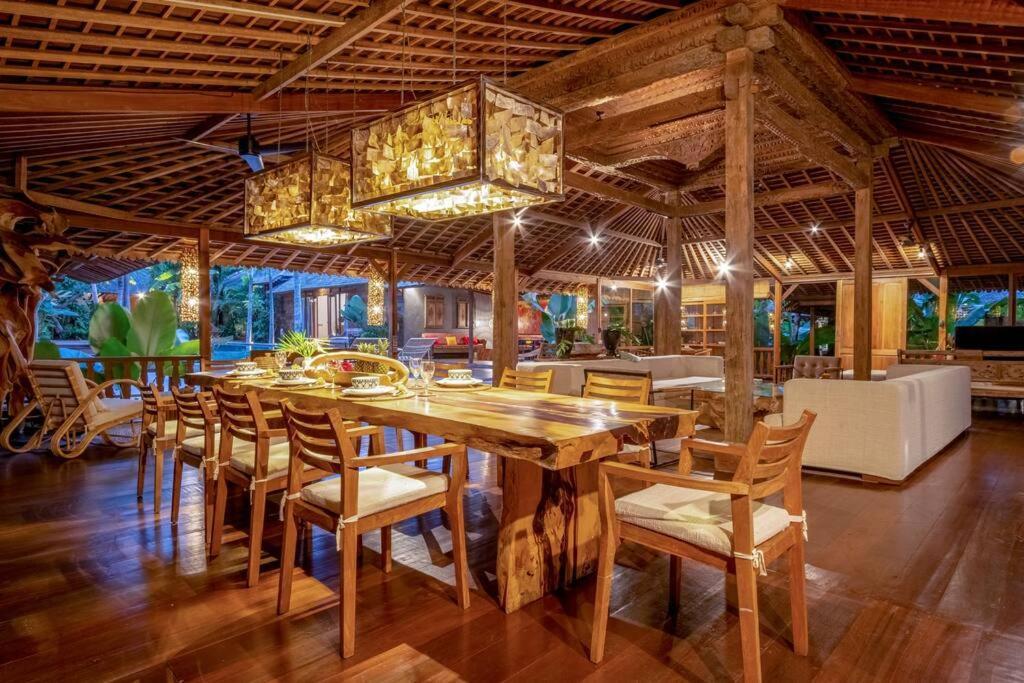 Secret River Villa - Luxury Villa 5 Bedrooms - Kerobokan - Canggu Екстер'єр фото
