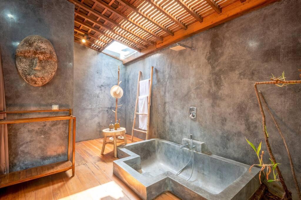 Secret River Villa - Luxury Villa 5 Bedrooms - Kerobokan - Canggu Екстер'єр фото