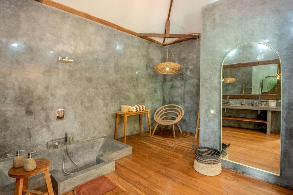 Secret River Villa - Luxury Villa 5 Bedrooms - Kerobokan - Canggu Екстер'єр фото